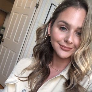 Meet your Posher, Marykate